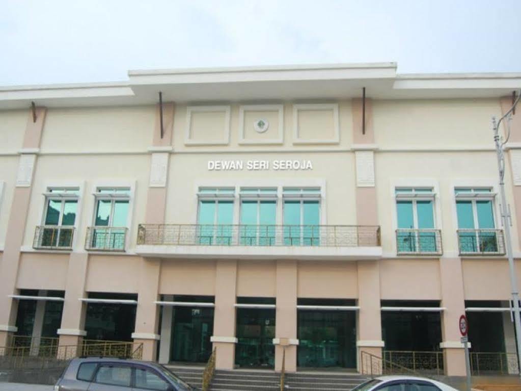 Mihrab Hotel بوتراجايا المظهر الخارجي الصورة