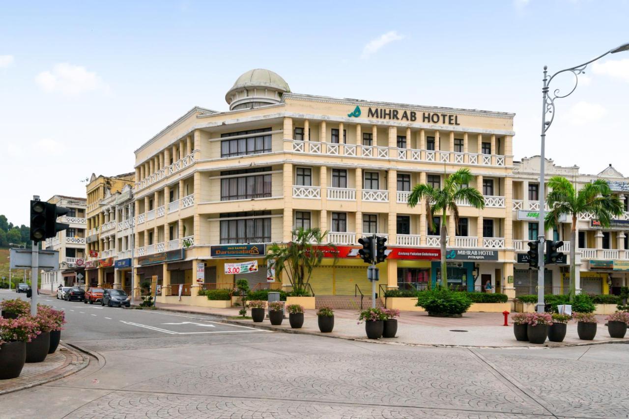 Mihrab Hotel بوتراجايا المظهر الخارجي الصورة